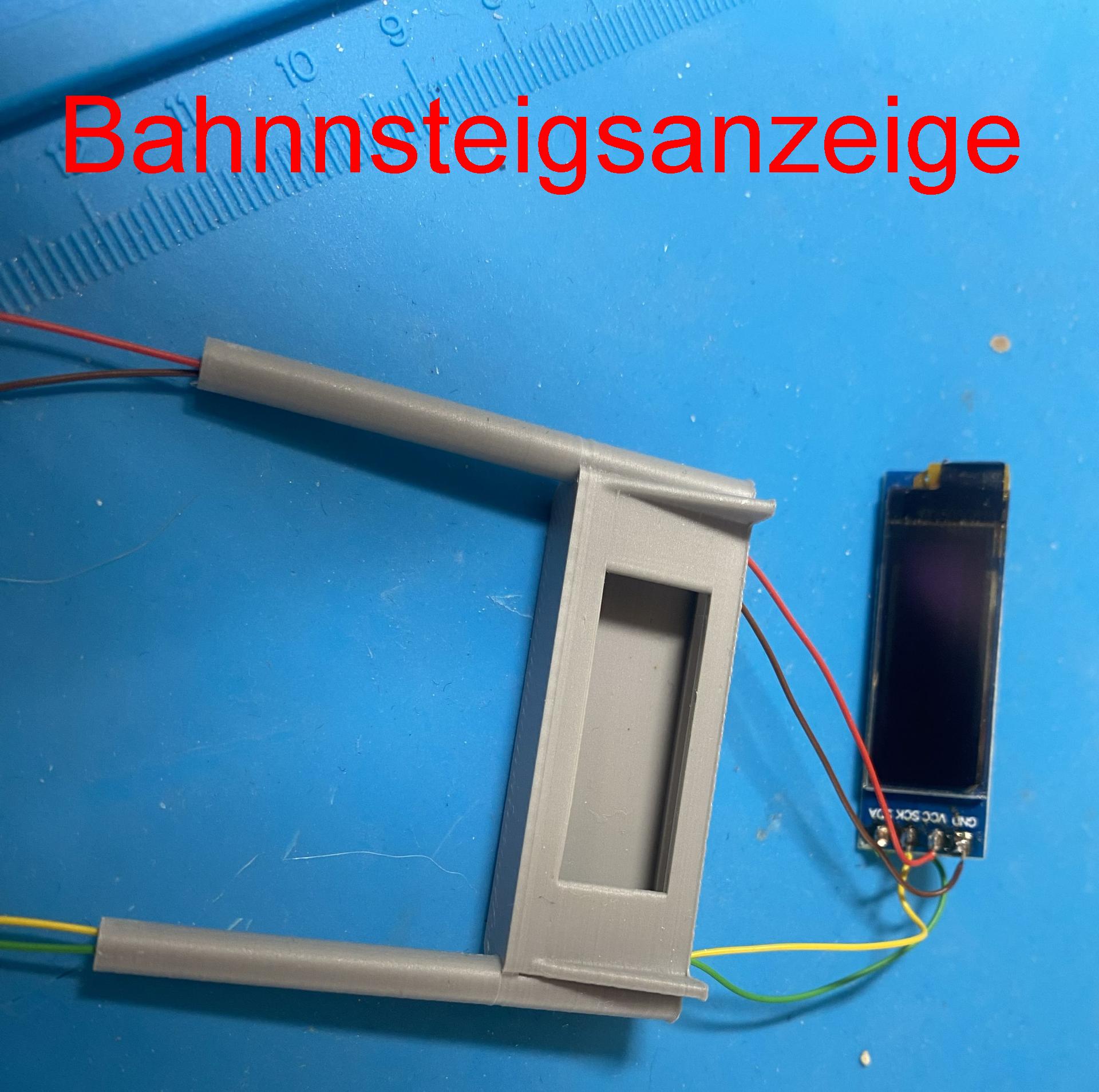 Gehäuse Bahnhofsanzeige